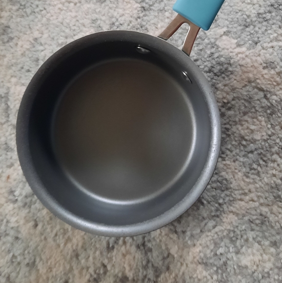 Pioneer Woman pan set - Picture 5 of 7